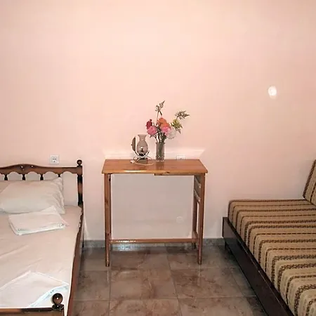 Faliraki * Σιναράδες